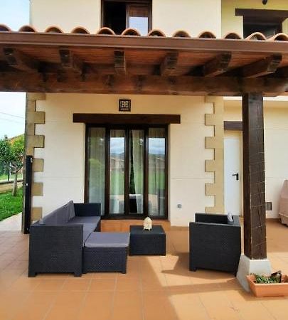 Casa En Sobarzo, Junto Al Parque De Cabarceno Villa Ngoại thất bức ảnh