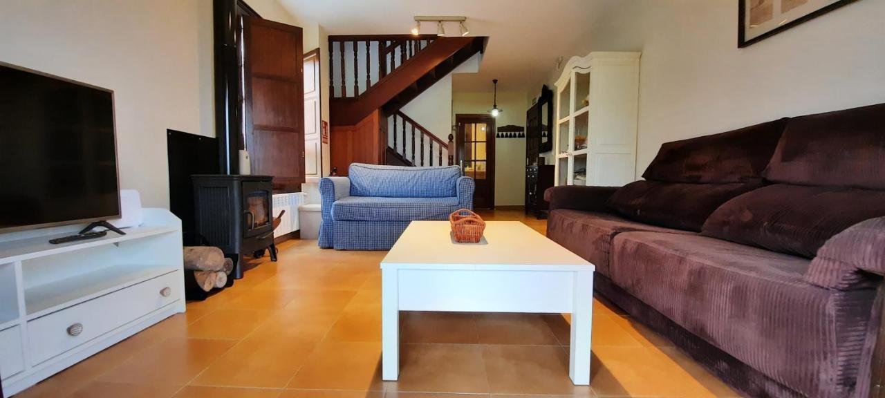 Casa En Sobarzo, Junto Al Parque De Cabarceno Villa Ngoại thất bức ảnh