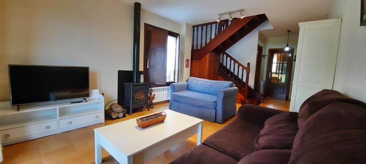 Casa En Sobarzo, Junto Al Parque De Cabarceno Villa Ngoại thất bức ảnh